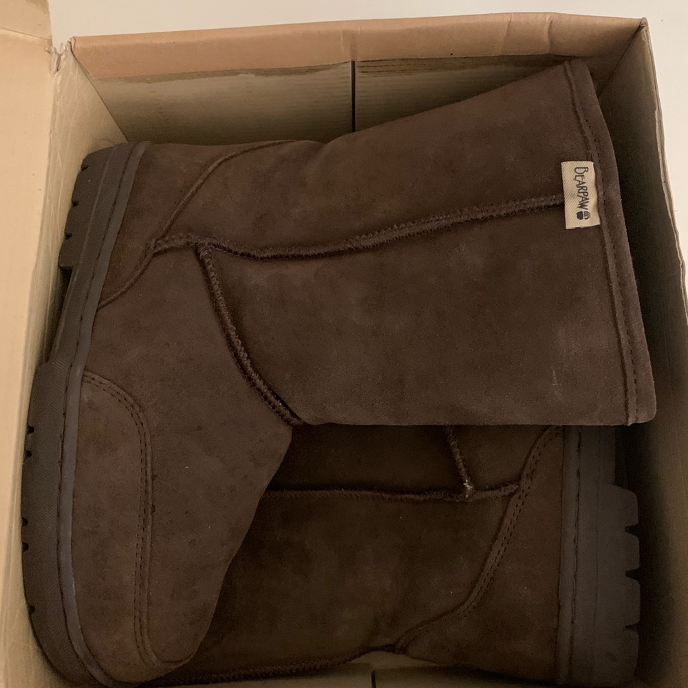 Bearpaw  boot